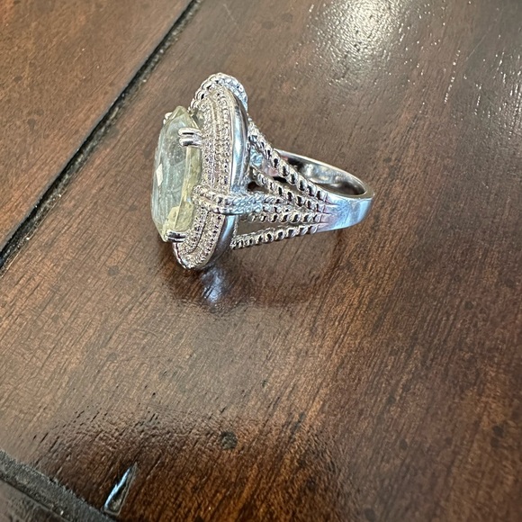 Sterling Silver Large Green Amethyst Ring. Size 7 1/2. - Picture 7 of 9